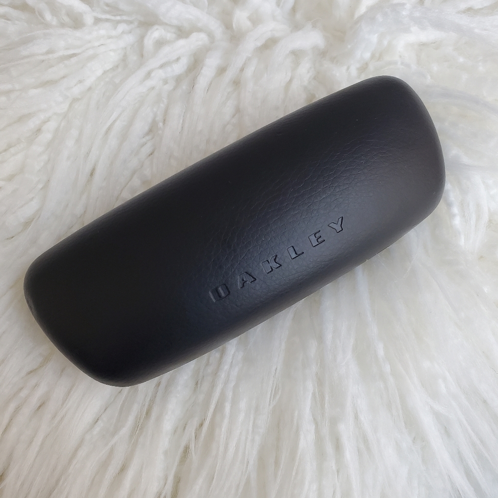 Oakley eye glass holder black hard shell case